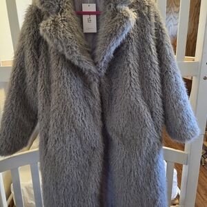 Plush Gray Teddy Coat - Soft Faux-Fur Women’s Coat